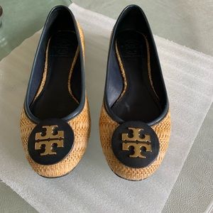 Tory Burch flat show